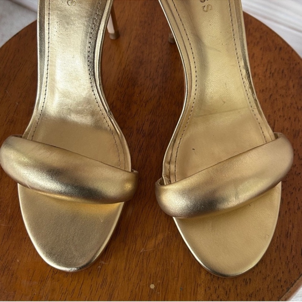 Guess Golden Keiri Puff Heeled Sandals - Picture 11 of 13